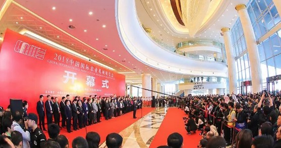 od体育app免费下载携多款明星产品精彩亮相2018中国国际农业机械展览会