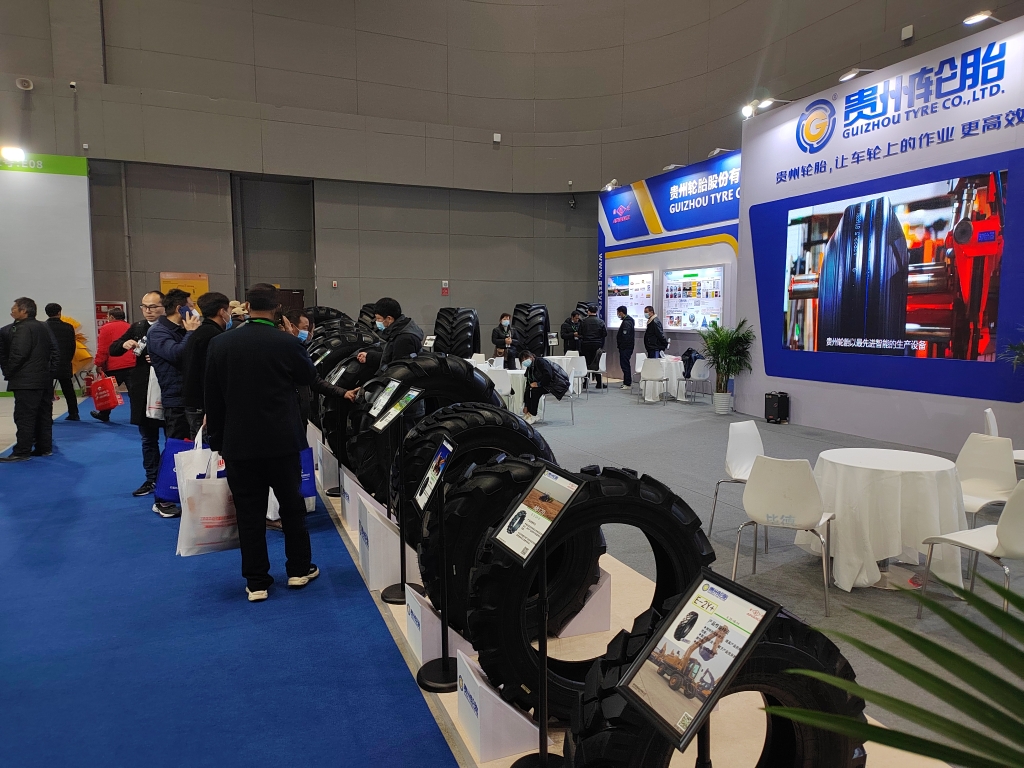 od体育app免费下载携多款农业机械系列轮胎惊艳亮相2023高精尖智能农机展