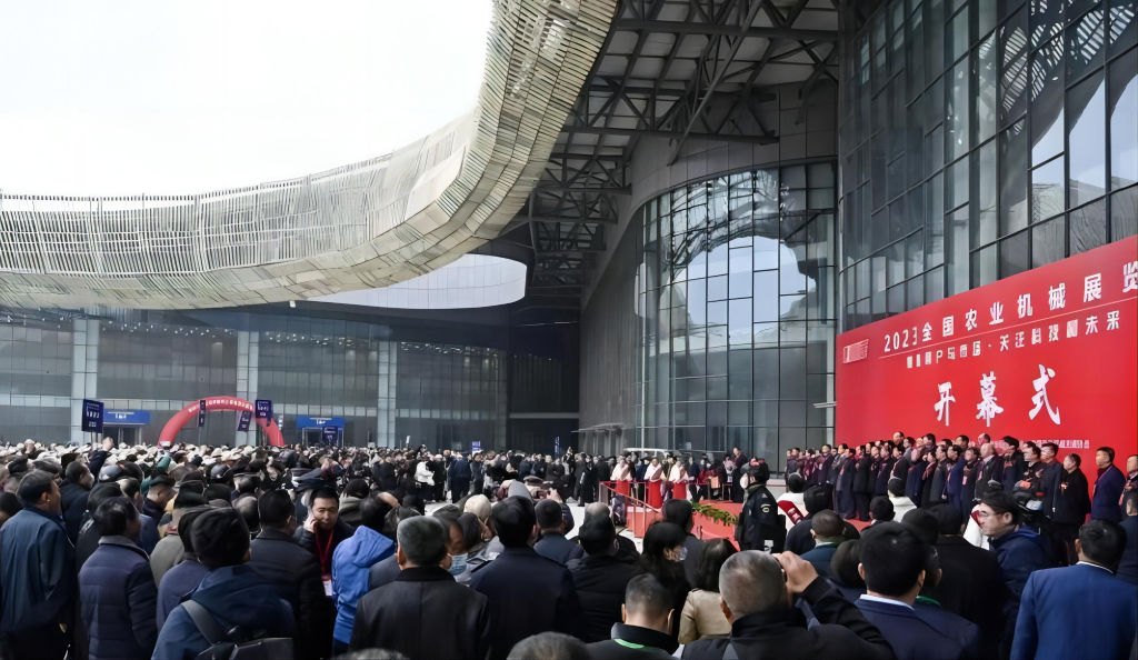 od体育app免费下载携多款农业机械系列轮胎惊艳亮相2023高精尖智能农机展